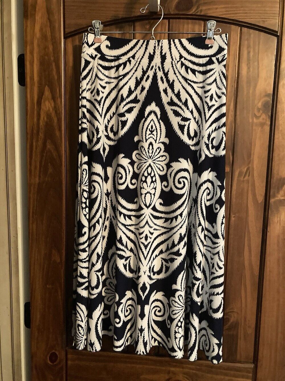 International concepts navy white knit skirt size small